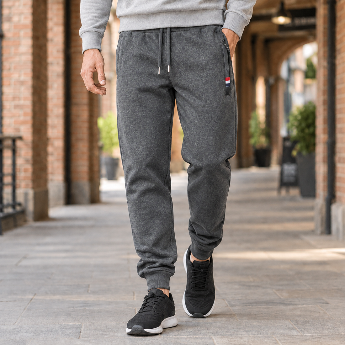 Theodric Cuffed Joggers - Dark Gray
