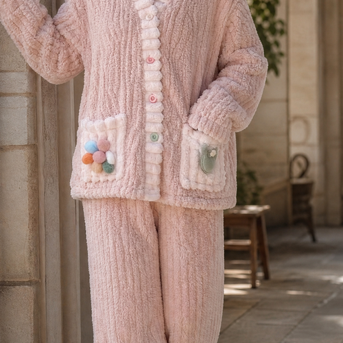 Daphne Plush Pajama Set - Lead Product Detail
